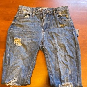 2 pairs of jeans